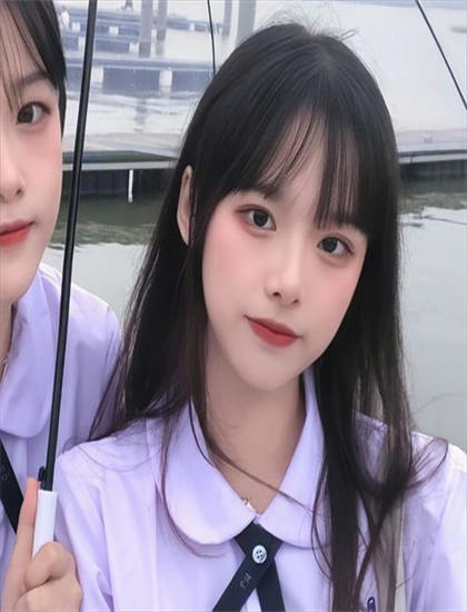 女生溜溜身子素材视频素材新颖-生化危机3高清电影